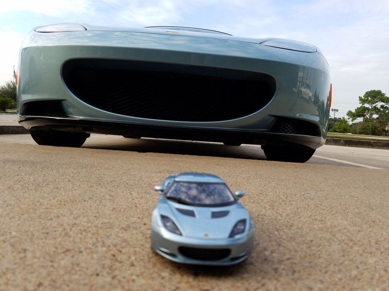 Illustration for article titled 1:24 Lotus Evora S by Bburago